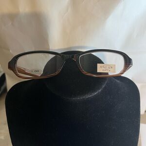 Oscar Optix Brown and Black Readers  Glasses +1.00